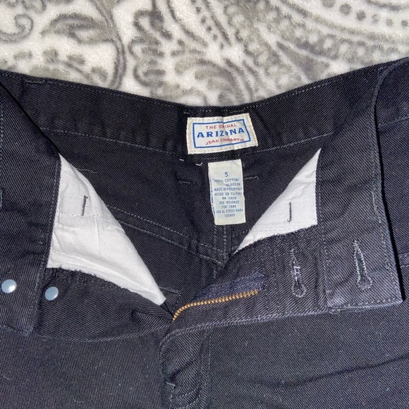 The Original Arizona Jean Company black shorts - Picture 3 of 4